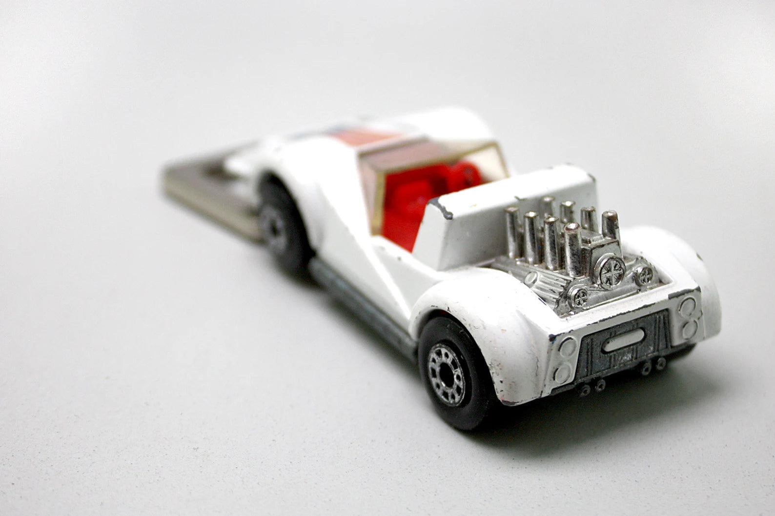 HELLRAISER bottle opener model car toy car from MATCHPLOPZ vintage retro gift birthday man friend car white